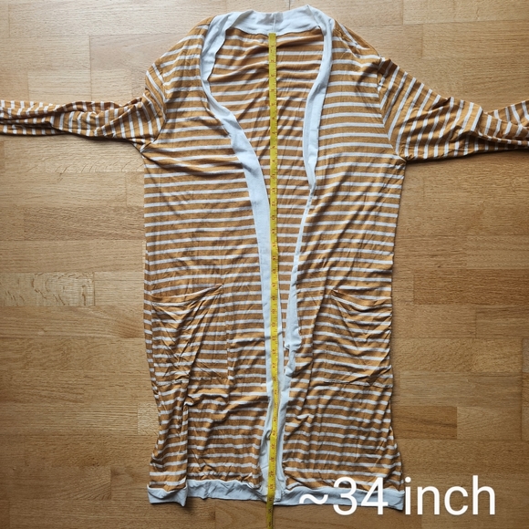 NWT Magic Fit Cardigan - Picture 7 of 8